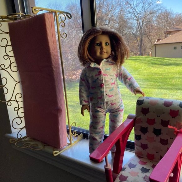 American Girl Other - American Girl Doll / Pleasant Company Doll - Doll Bed & Clip-On Chair